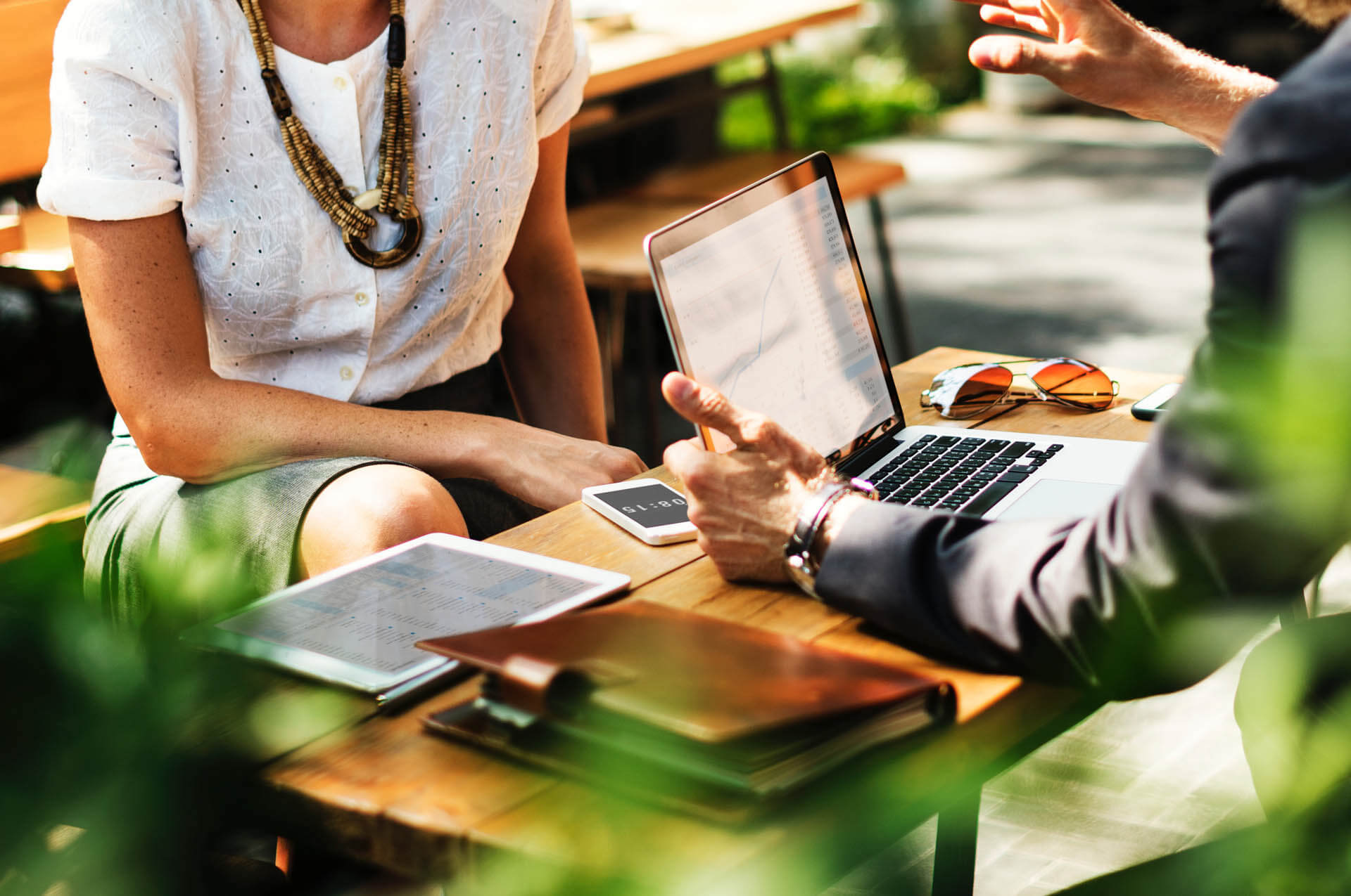 Image of a Boca Raton Business Lawyer meeting with a client to discuss Business Law solutions in Boca Raton.