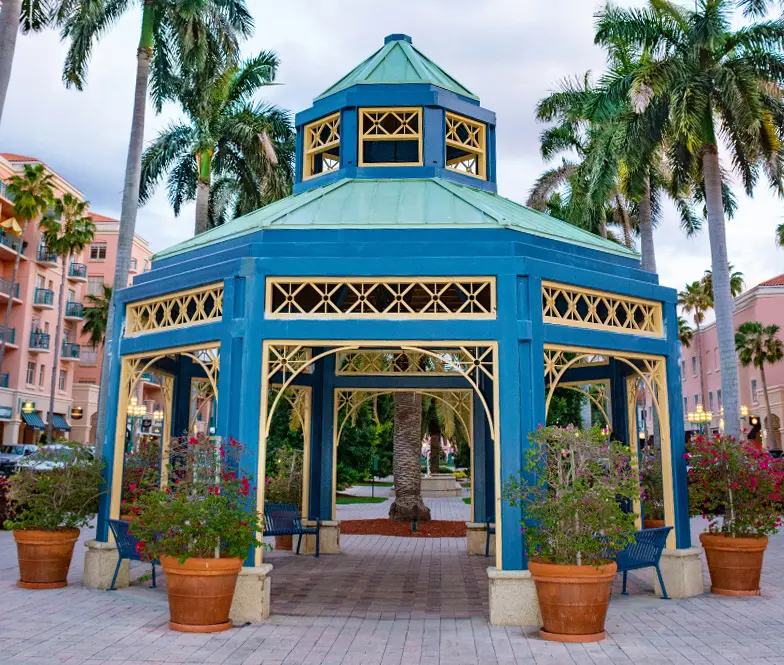 An image of an attorney going over a consultation with a client virtually. 