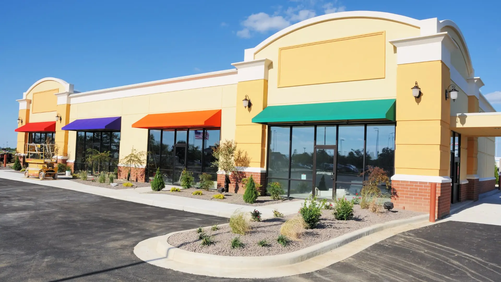 A new commercial real estate building up for sale in Florida.