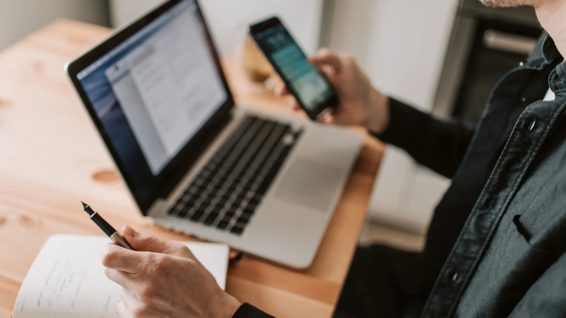 An image of a busy professional looking for housing in a new city in Florida. 