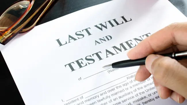 Florida Last Will and Testament document being signed with attorney guidance in Boca Raton